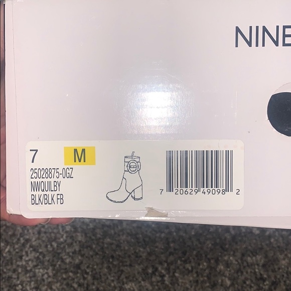 Nine West suede booties - Picture 3 of 6